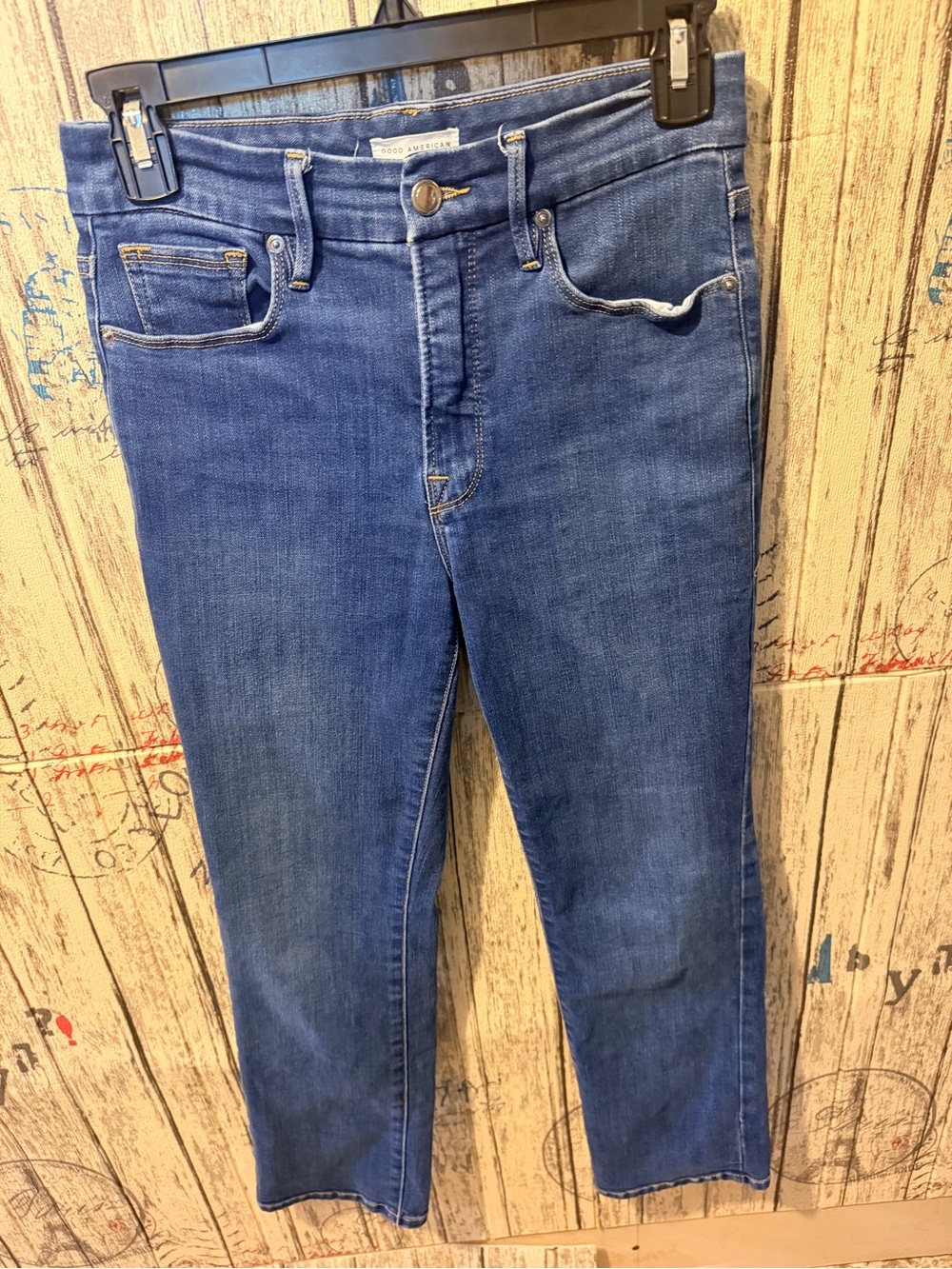 Good American Mid-Rise Straight Leg Jeans in Classic Blue - Picture 2 of 4